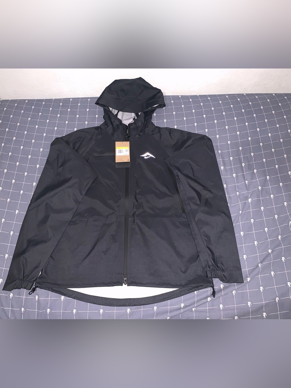 Nike Trail Women's Storm-FIT ADV Running Jacket Loose Fit FV6406-010 Size: Small